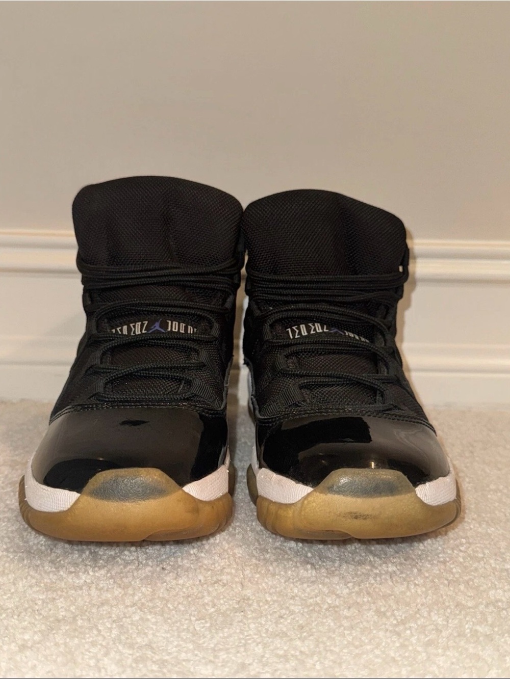 Limited Edition Air Jordan Retro 11 2000 Space Jam Sneakers Size 7Y